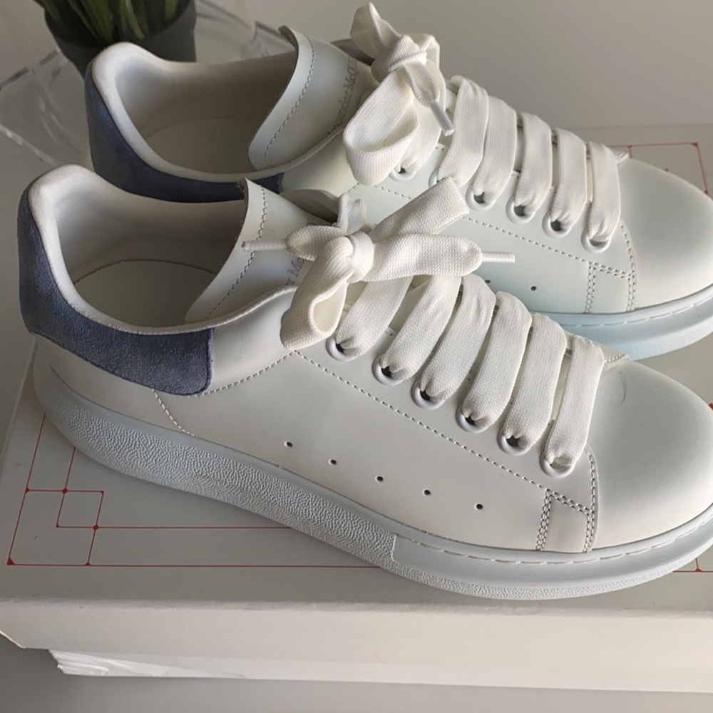ALEXANDER MCQUEEN LARRY SNEAKER